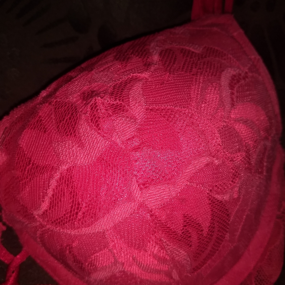 Victoria Secret Bra - Picture 3 of 6